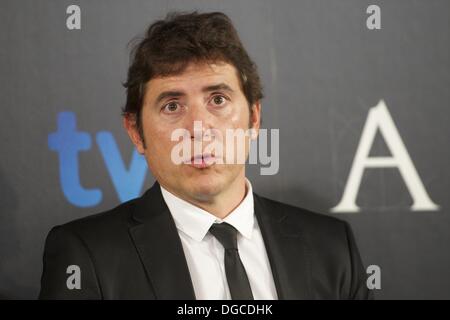 Madrid, Madrid, Spanien. 18. Oktober 2013. TV-Moderatorin Manel Fuentes (Manuel Fuente) besucht eine Pressekonferenz für Goyas Gala wie neue Moderatorin der Veranstaltung am 18. Oktober 2013 in Madrid, Spanien. Bildnachweis: Jack Abuin/ZUMAPRESS.com/Alamy Live-Nachrichten Stockfoto