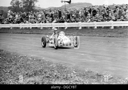 Ein 500er-Formel 3 Cooper racing am Pfingstmontag Montag in Goodwood, England 1951. Stockfoto