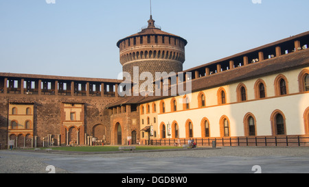 Innenseite Sforza Schloss (Castello Sforzesco), Mailand, Lombardei, Italien Stockfoto