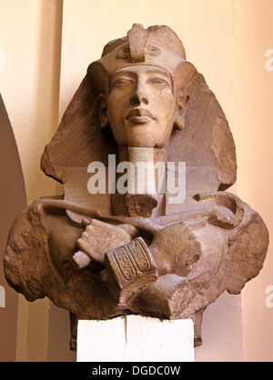 Statue von Pharao Echnaton - 14. Jahrhundert v. Chr., Museum of Egyptian Antiquities, Kairo, Ägypten, Afrika Stockfoto