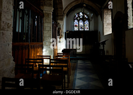 Der Südgang der St. Carantoc's Church in Crantock in Newquay in Großbritannien. Stockfoto