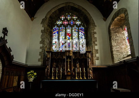 Der Innenraum der St Carantoc's Church im Crantock Dorf. Stockfoto