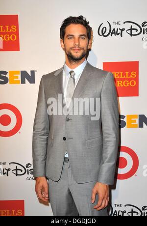 Beverly Hills, Kalifornien, USA. 18. Oktober 2013. Brant Daugherty im Ankunftsbereich für 9. jährliche GLSEN Respekt Awards, The Beverly Hills Hotel, Beverly Hills, CA 18. Oktober 2013. Bildnachweis: Dee Cercone/Everett Collection/Alamy Live-Nachrichten Stockfoto