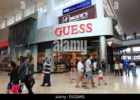 Guess Store anmelden Yorkdale Shopping Centre in Toronto, Kanada Stockfoto