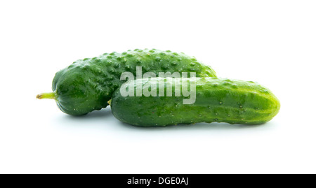 frische grüne Gurken isoliert auf weißem Hintergrund Stockfoto