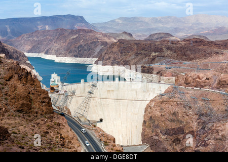 Der Hoover-Staudamm mit Blick auf Lake Mead von der Mike O' Callaghan-Pat Tillman Memorial Bridge, Nevada / Arizona state Line, USA Stockfoto