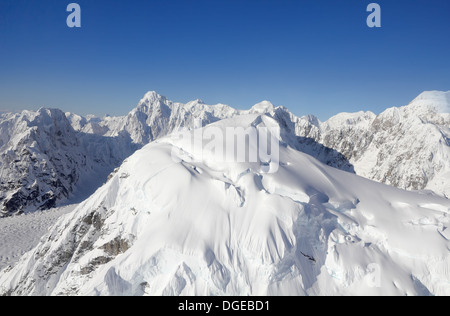 Snow Capped Berge Teil der Alaska Mountain Range in Denali Nationalpark und Reservat Stockfoto