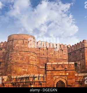 Die Mauern des alten roten Forts in Indien. Agra Stockfoto