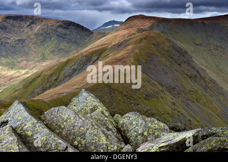 Froswick und Thornthwaite Crag in Richtung Mardale und High Street von Ill Glocke auf der Kentmere Runden (Hufeisen) im Lake District Stockfoto