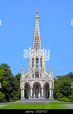 Denkmal der Dynastie auf dem Gelände des Königspalastes von Laeken, dem offiziellen Sitz der belgischen Königsfamilie Brüssel Belgien EU Stockfoto