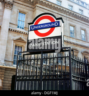 Äußere Bank Station U-sig in der Nähe der Bank von England, Mansion House in der Stadt London England UK KATHY DEWITT Stockfoto