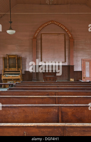 Innenraum der Methodistenkirche, Bodie State Historic Park, Mono County, Kalifornien Stockfoto