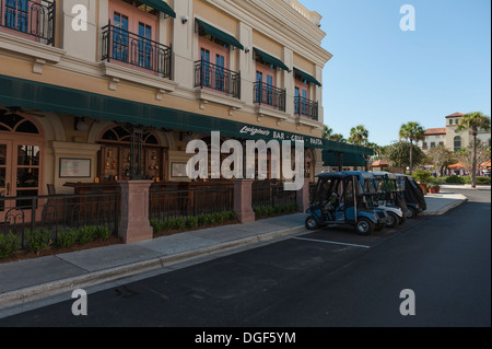 Luigino Bar Grill Pasta in den Dörfern, Florida USA.  55 und über Ruhestandsgemeinschaft in Zentral-Florida. Stockfoto