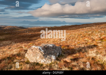 Blick auf Isle Of Skye aus Carn Glas, Gipfel des Bealach Na Ba übergeben, Schottisches Hochland, Schottland Stockfoto