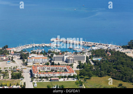 Marina von Kemer, gesehen vom Mt. Çalıştepe, Kemer, Lykien, Provinz Antalya, Türkei Stockfoto