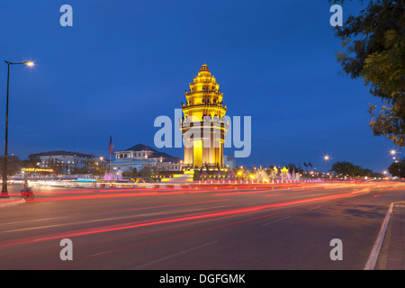Die Unabhängigkeits-Denkmal in Phnom Penh, Kambodscha Stockfoto