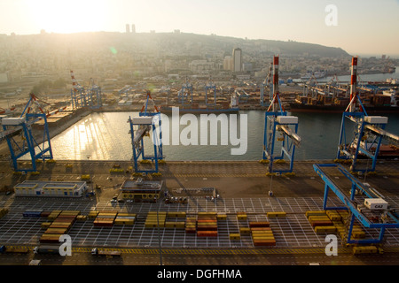 Eine Luftaufnahme von den Hafen von Haifa Stockfoto