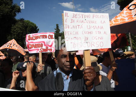 Rom, Italien. 19. Oktober 2013 Demonstranten am Anti Regierung Sparmaßnahmen Rallye in Rom, Italien © Gari Wyn Williams/Alamy Live N Stockfoto