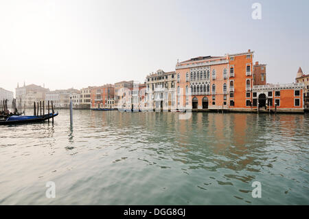 Palazzo Tiepolo Passi, Palazzo Pisani Moretta, Palazzo Soranzo Pisani, Palazzo Tiepoletto Passi, Palazzo Giustinian Perisco Stockfoto