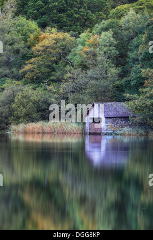 Cote wie Bootshaus auf Rydal Wasser in den Lake District in England Stockfoto
