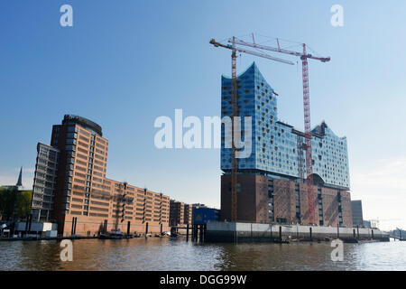 HTC Hanseatic Trade Center, Elbphilharmonie im Bau, Kehrwiderspitze, Sandtorhoeft, Sandtorhafen HafenCity Stockfoto