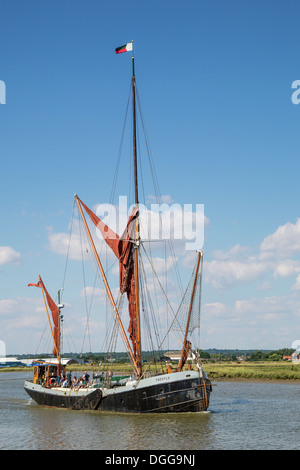 Segeln Lastkahn Distel am Fluss Blackwater Essex. Stockfoto