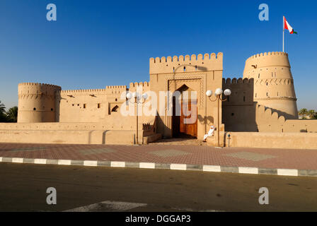 Historischen Adobe Festung Al Khandaq Fort oder Burg, Buraimi, Al Dhahirah Region, Sultanat Oman, Saudi-Arabien, Mittlerer Osten Stockfoto