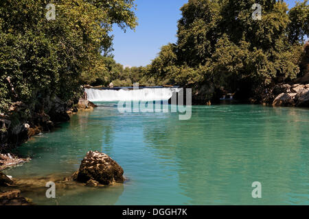 Wasserfall auf dem Manavgat-Fluss, an die Stadt Manavgat, Antalya, türkische Riviera, Türkei, Asien Stockfoto
