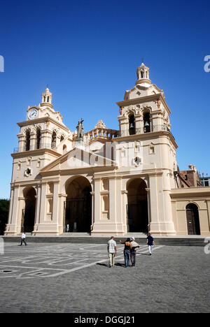 Kathedrale Iglesia Catedral, am Plaza San Martin Platz, Cordoba, Argentinien, Südamerika Stockfoto