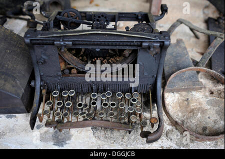 Alte rostige Schreibmaschine Stockfoto