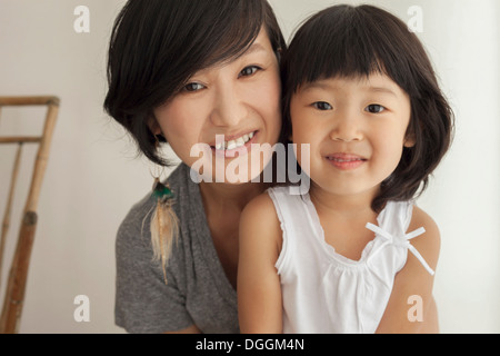 Mutter und Tochter, Lächeln, Porträt Stockfoto