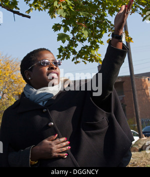 Detroit, Michigan - Saunteel Jenkins, Präsident des Stadtrates Detroit anlässlich einer städtischen Bauernhof-Veranstaltung. Stockfoto