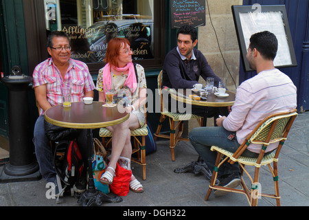 Paris France,Europe,French,8. Arrondissement,Rue de l'Isly,Restaurant Restaurants Essen Essen Essen Essen Essen Essen Essen Essen Cafe Cafés Bistro,Küche,Essen,Cafe,Bistro,b Stockfoto