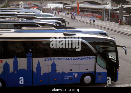 Paris Frankreich,Europa,Französisch,7. Arrondissement,Port de la Bourdonnais,Busse,Reisebusse,Besucher reisen reisen touristischer Tourismus Wahrzeichen,c Stockfoto