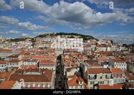 Blick über die Altstadt Alfama zum Castelo de Sao Jorge Schloss, Lissabon, Portugal, Europa, Lissabon, Portugal Stockfoto