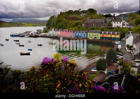 Promenade in Portree, Isle of Skye, Schottland, Vereinigtes Königreich, Europa, PublicGround Stockfoto