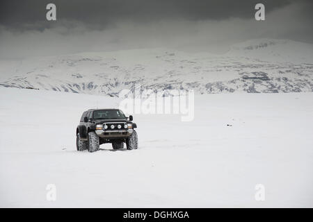 Super-Jeep in den Highlands, Langjökull, südlichen Region, Island Stockfoto