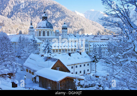 Ettal Kloster Winter - Ettal Abtei im Winter 01 Stockfoto