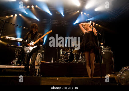 Die belgische Band Vive la Fête live auf dem Heitere Open Air in Zofingen, Schweiz Stockfoto