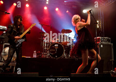 Die belgische Band Vive la Fête live auf dem Heitere Open Air in Zofingen, Schweiz Stockfoto