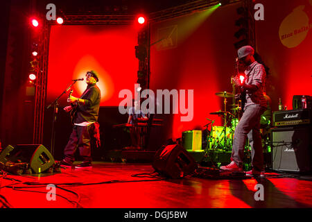 Der irischer US-amerikanische Hip-Hop- und Crossover Musiker Everlast Durchführung live im Luzerner Saal des KKL Stockfoto