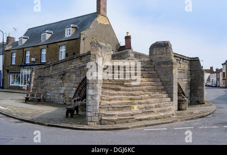 Trinity-Brücke in Crowland. Stockfoto