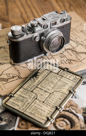 Vintage Leica Camera und Kaufmann Posographe. Stockfoto