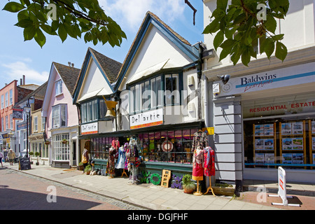 Geschäfte in Faversham. Stockfoto