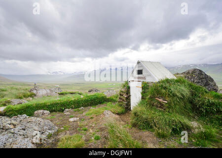 Alte Þrándarstaðir Gehöft, 3-Pass Wandern, Bakkagerði, Island, Europa Stockfoto
