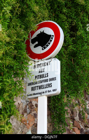 Verbotszeichen für gefährliche Hunde, Mandelieu-la-Napoule, Cote d ' Azur oder Côte d ' Azur, Frankreich Stockfoto