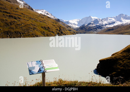 Der Lac des Dix, gebildet von der Staumauer Grande Dixence in der Schweiz Stockfoto