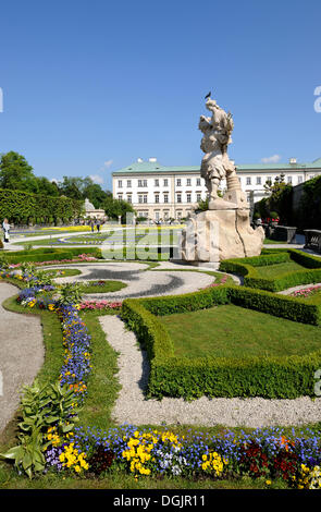 Schloss Mirabell und die Gärten von Schloss Mirabell, Stadt Salzburg, Salzburger Land, Österreich, Europa Stockfoto