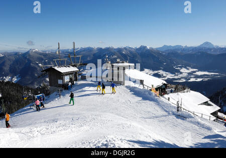 Garland Sessellift, Brauneck-Skigebiet in der Nähe von Lenggries, Isarwinkel, Bayern, Oberbayern, PublicGround Stockfoto