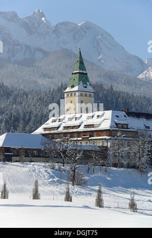 Hotel Schloss Elmau, Wettersteingebirge, Krün, Upper Bavaria, Bayern, Deutschland Stockfoto